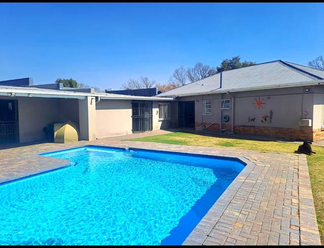 3 BEDROOM HOUSE FOR SALE IN DUNCANVILLE